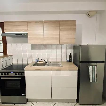Appartement Au Centre-Ville Avec Cour Langres Extérieur photo
